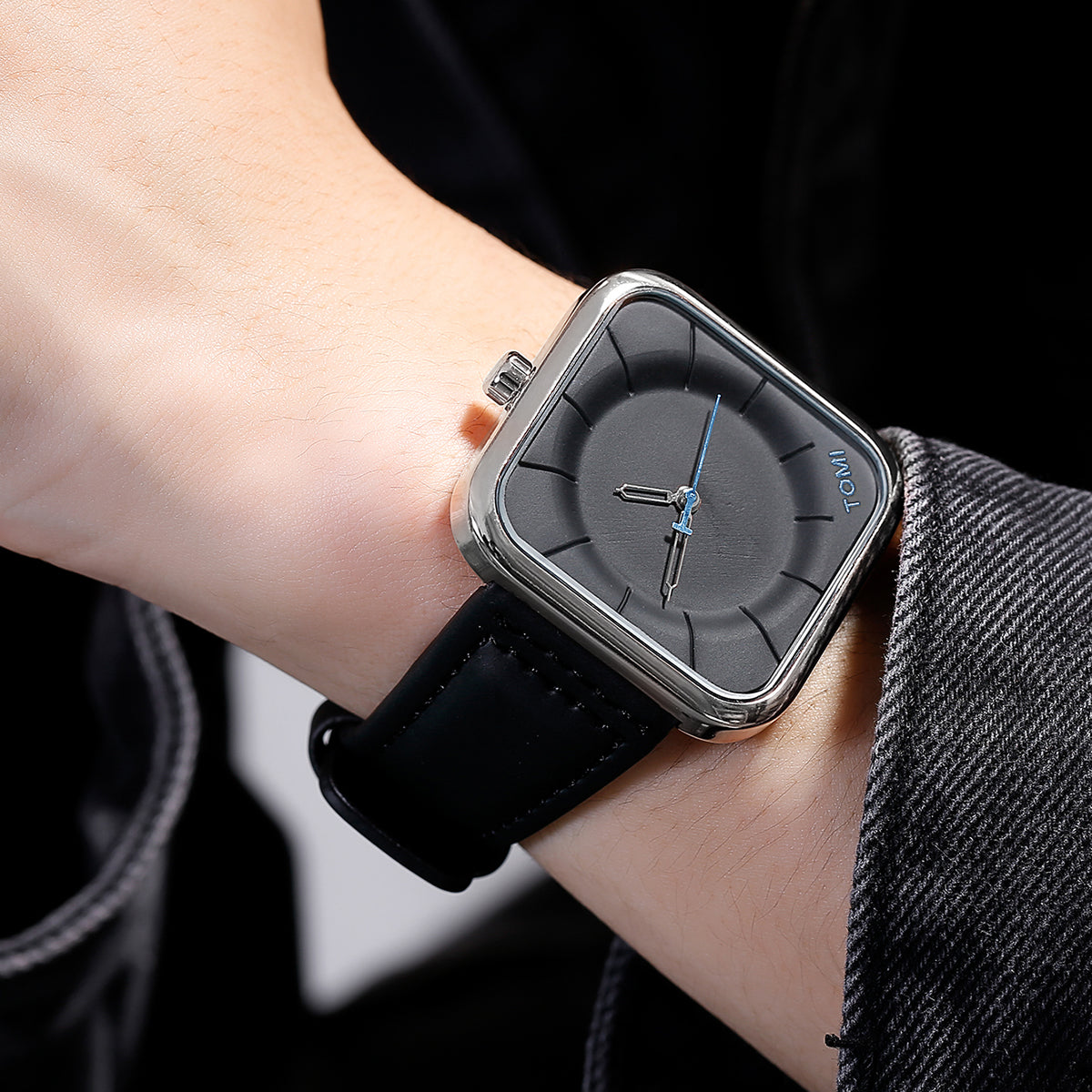 Tomi Square shape watch
